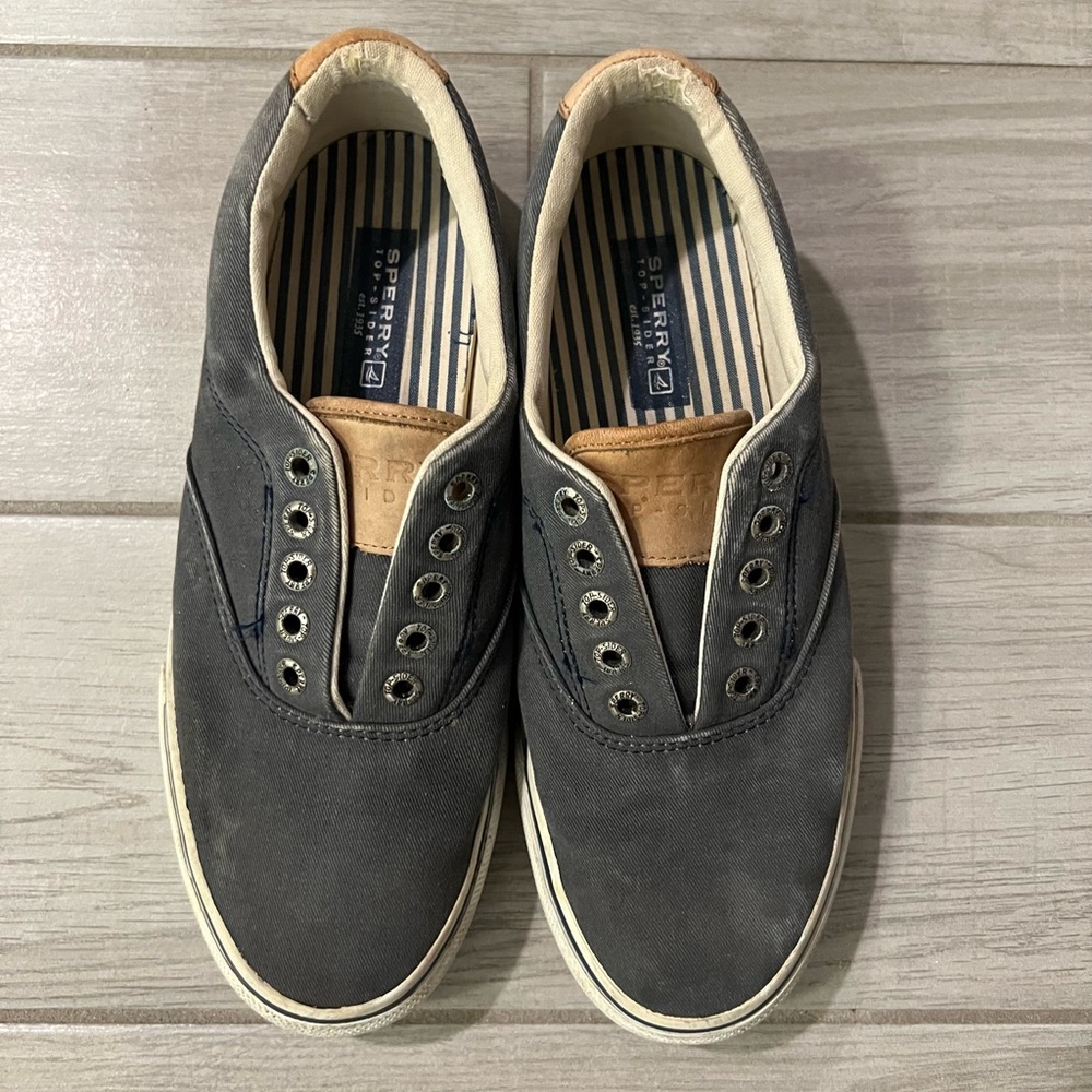 Sperry sz. 7.5M boat shoes in blue and white